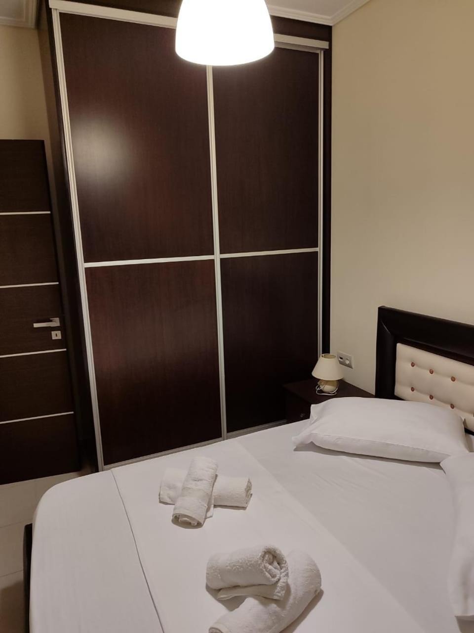 Adam Apartments Sarandë 외부 사진